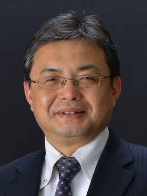 臼山 利信